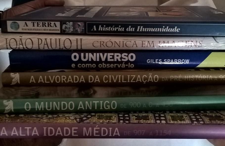 Livros e Enciclopédias
