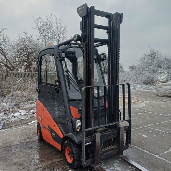 Wózek widłowy Linde H14T-01