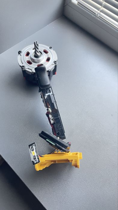 Dewalt dcf900 елекроніка з мотором