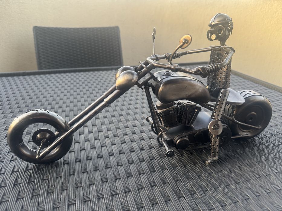 Metalowy MOTOCYKL w stylu retro