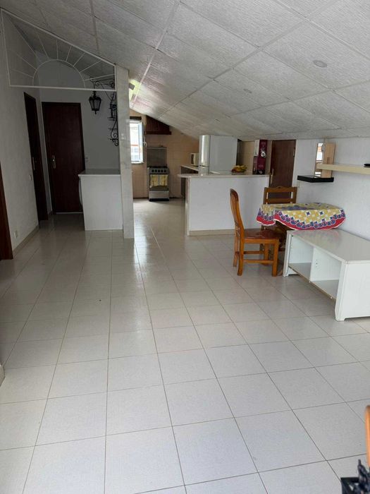 Quarto para alugar 375 despesas incluindo
