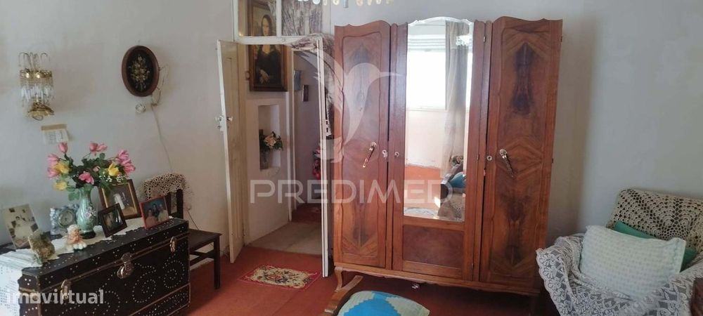 Moradia em Póvoa e Meadas