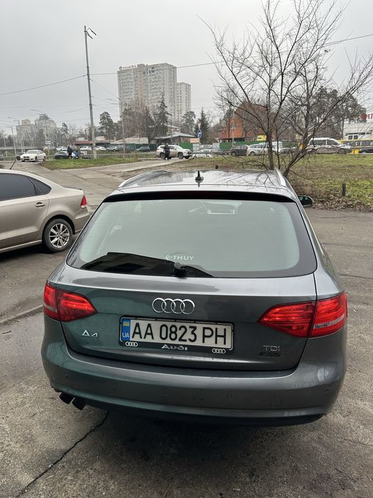 Продам Audi A4B8 (FL) Терміново!