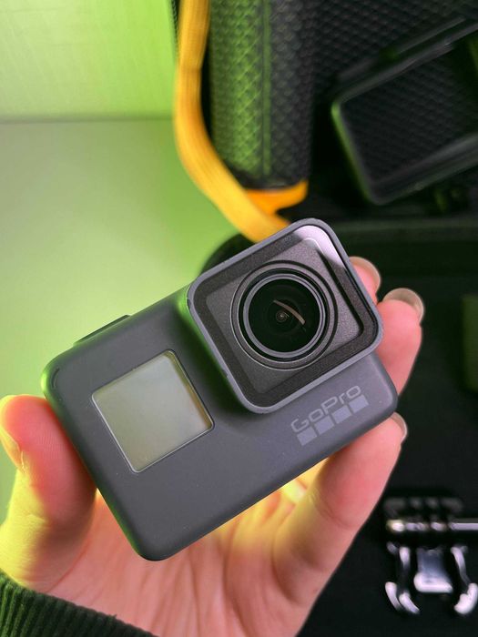 Екшн-камера GoPro Hero 5 в кейсі