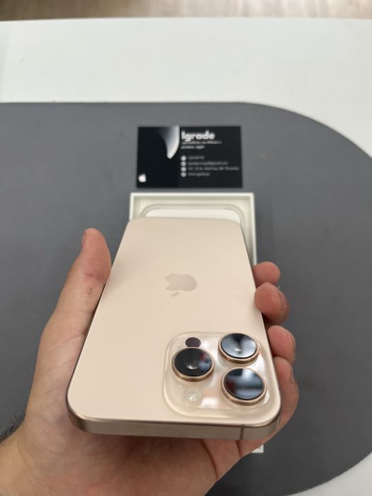 iPhone 16 Pro Max de 256GB GOLD