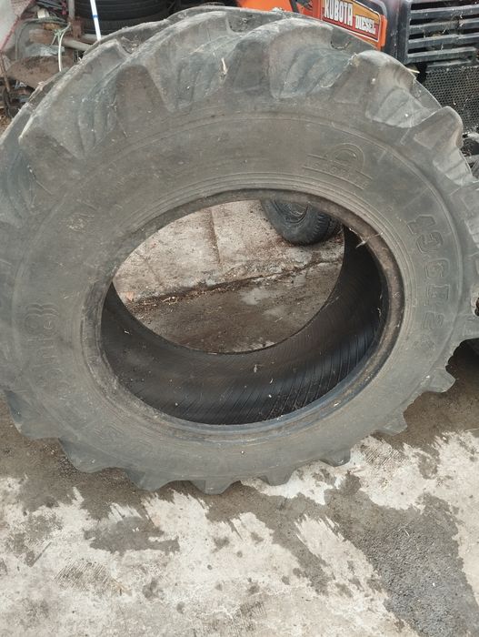 Opony  13,6 R28  13.6R24 400/60r15.5