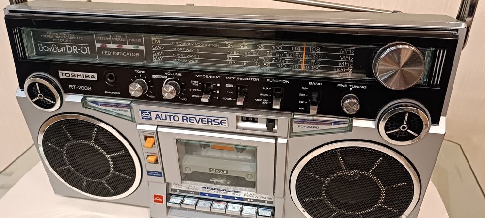 Toshiba Bom Beat RT-200S