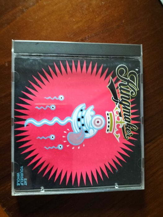 CD da banda punk britânica Kingmaker em ótimo estado