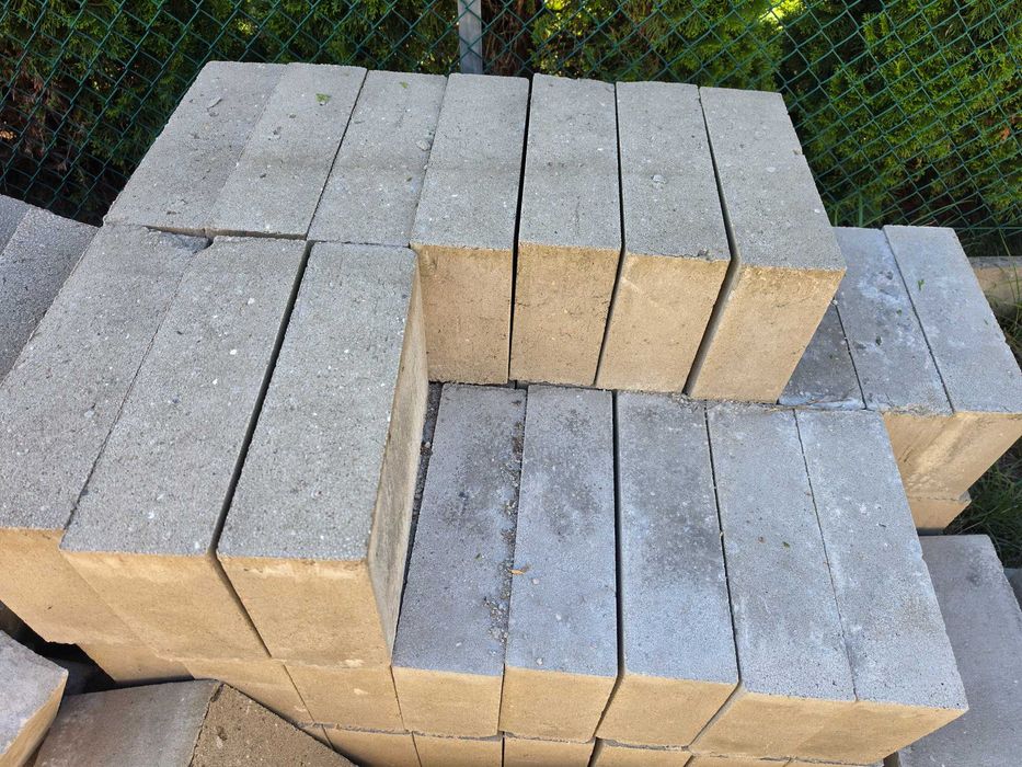 Bloczki betonowe fundamentowe