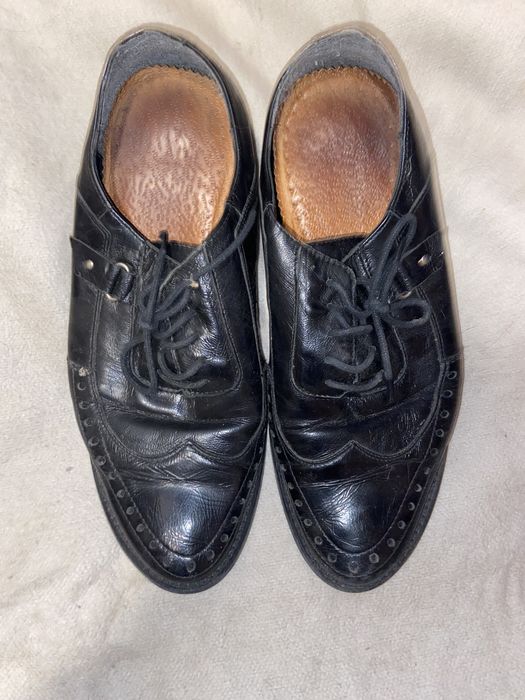 czarne lakierki damskie