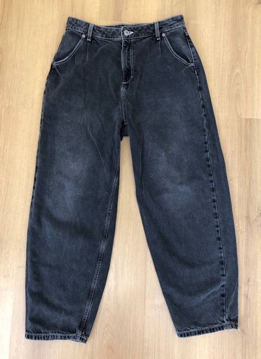 Чёрные джинсы скейтеры