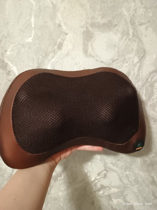 Масажер в авто .