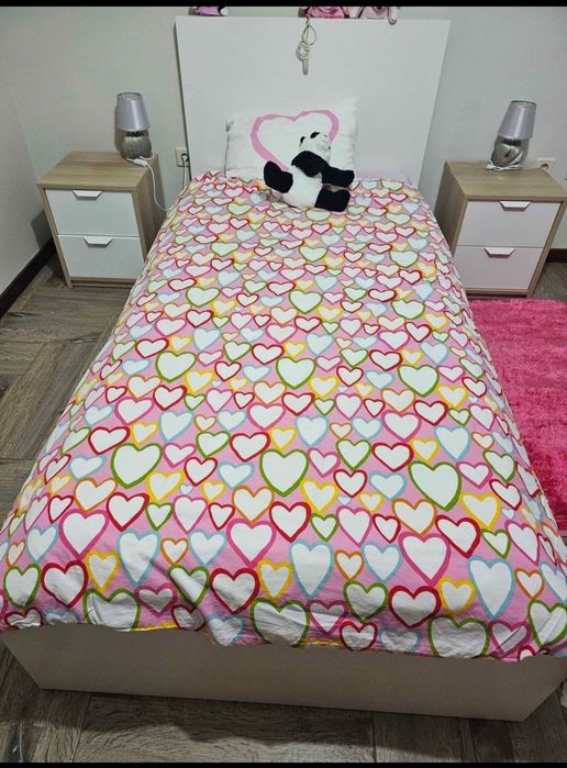 Cama solteiro+2 mesas de cabeceira