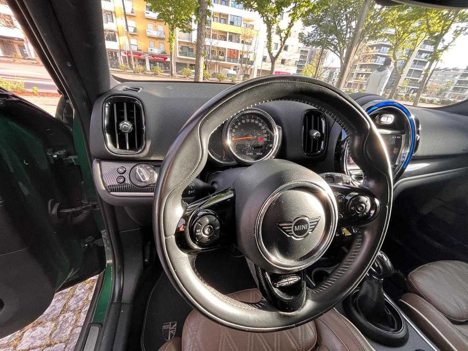 MINI Countryman Cooper S ALL4 Plug-in Hybrid | 2020 | Estofos em Pele camel | Excelente Estado
