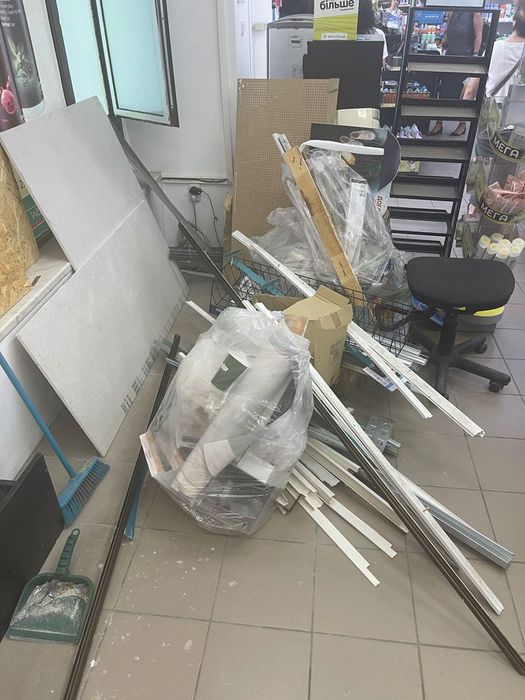 Вивіз сміття, чистка приміщень,  горищ,  підвалів