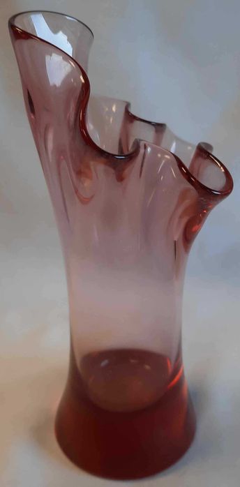 Czerwony Wazon Falbana Szkło Vintage PRL