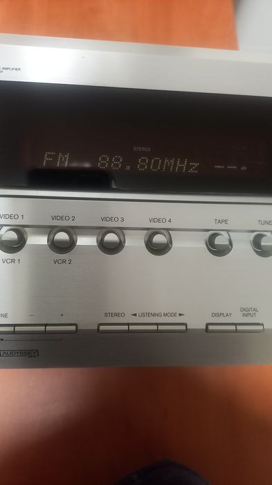 Odbiornik Onkyo  TH-SR674E