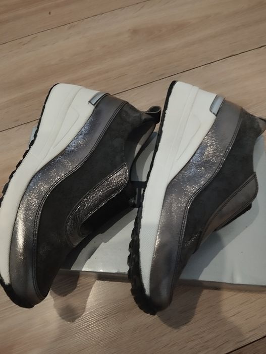 Buty sneakersy Venezia 38
