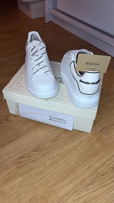 Sapatinha Alexander McQueen