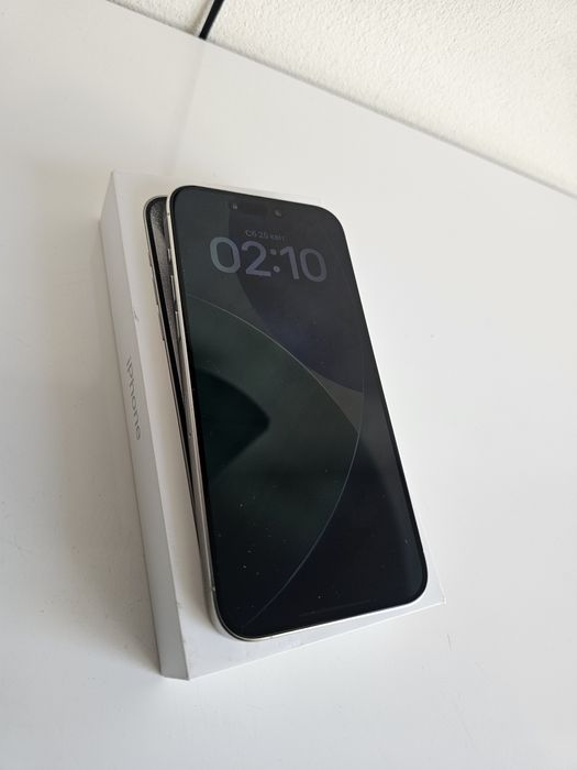 Iphone 15 Pro max батарея 87% Neverlock повністю  оригвнал