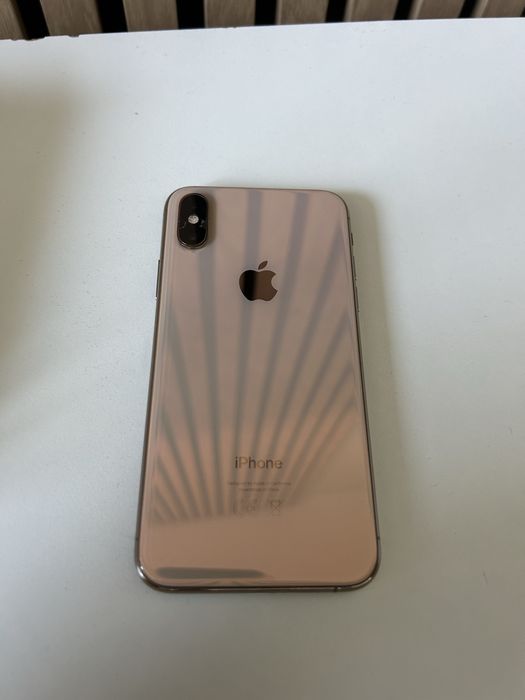 Iphone XS 64gb.