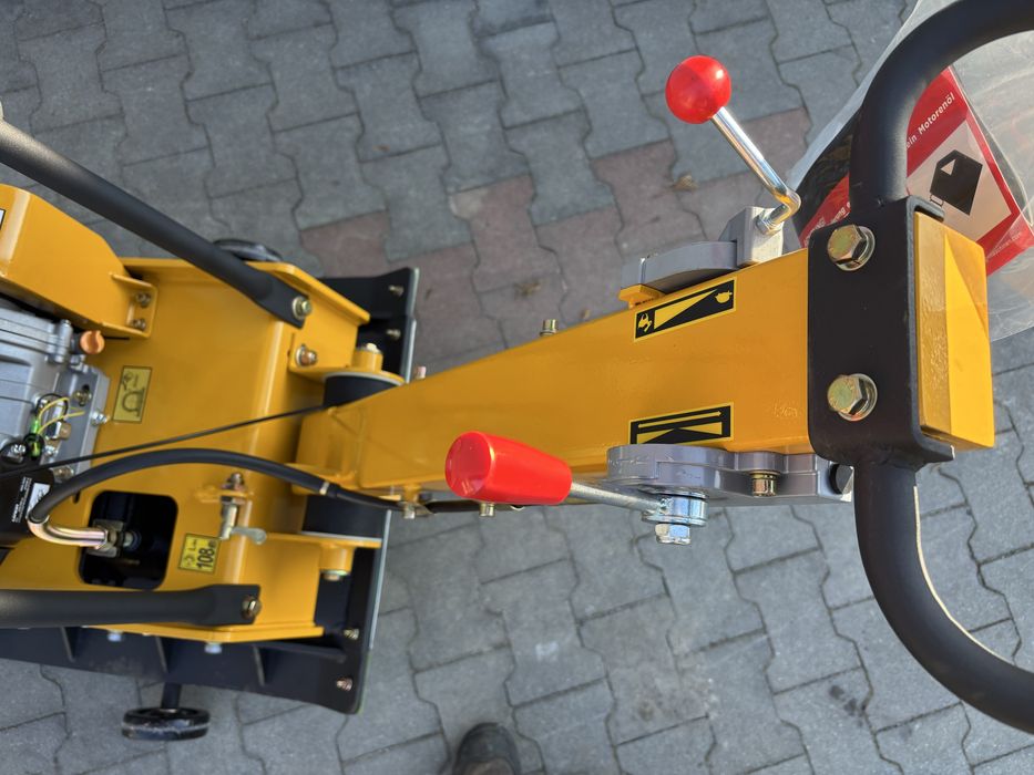 Zagęszczarka z rewersem 300kg