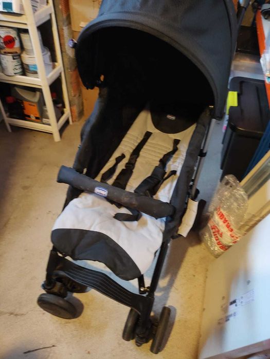 Carrinho bebé 1 até 4 anos da CHICO em ótimo estado