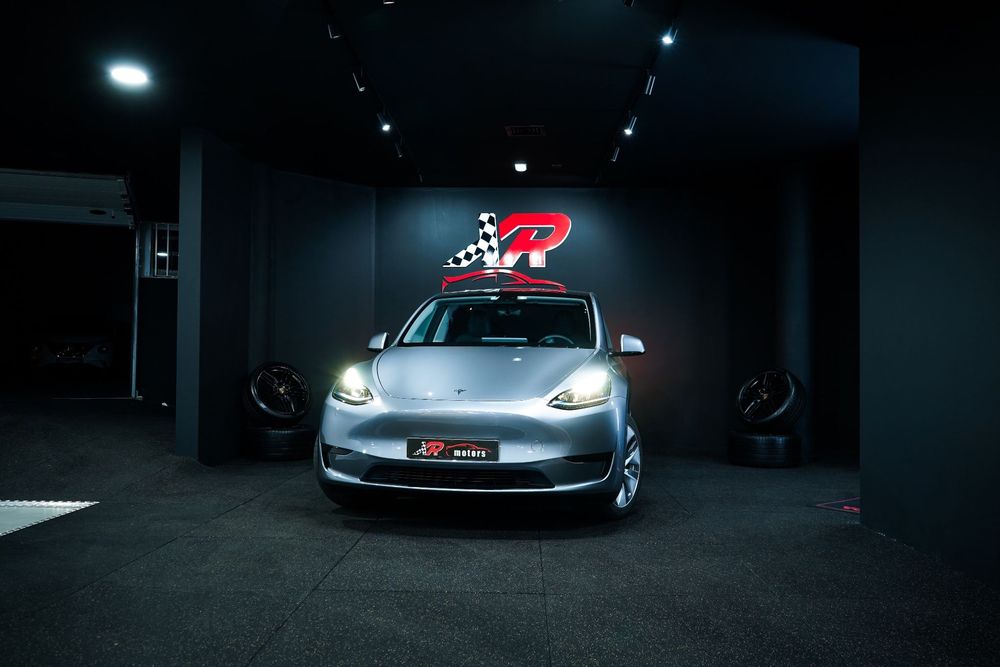 Tesla Model Y Tração Traseira