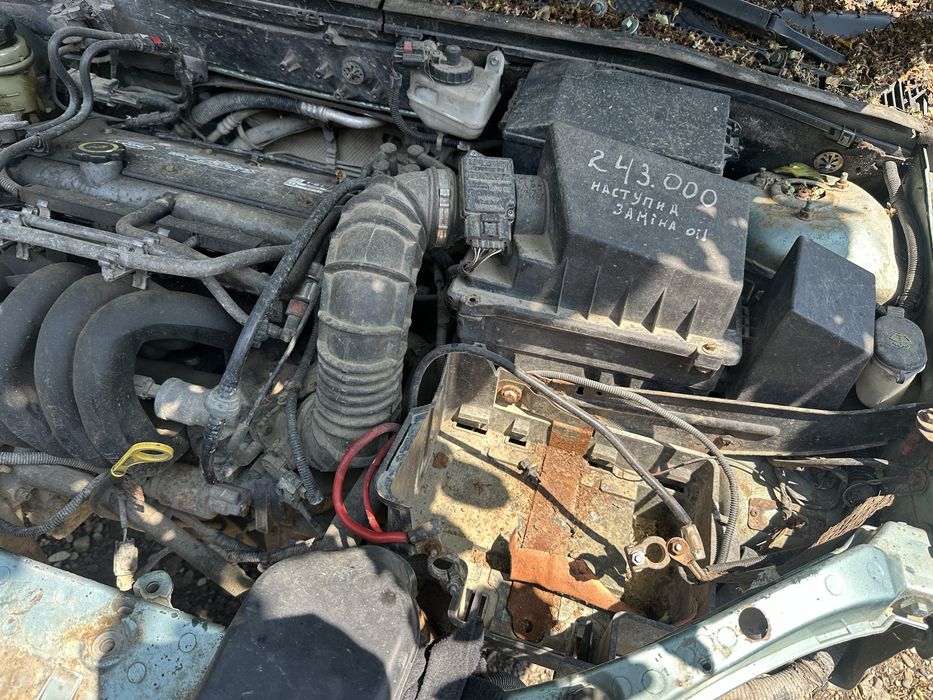 Двигун ford focus 1.6 zetec 3