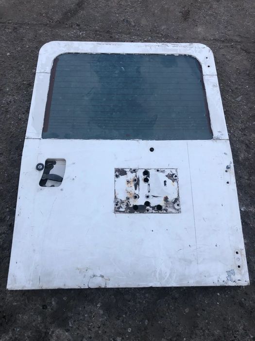 Tylna klapa 5 drzwi z szybą LAND ROVER DEFENDER