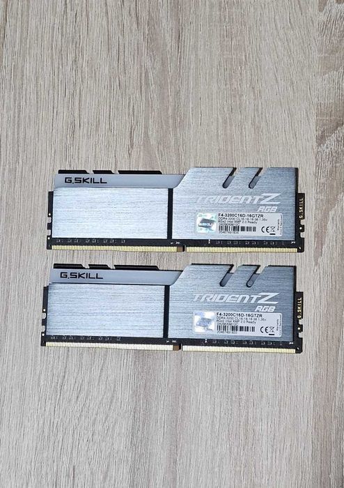 Memória Ram G.Skill Trident Z RGB Ddr4 16gb