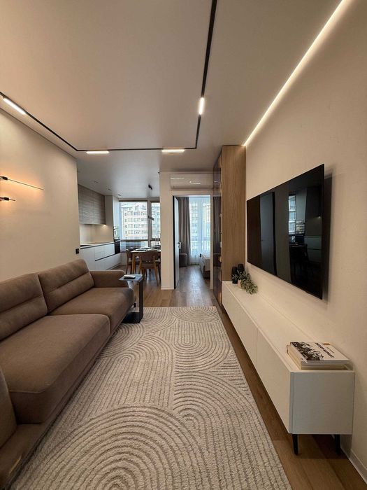 Добротна 2 кімнатна в центрі ЖК А5