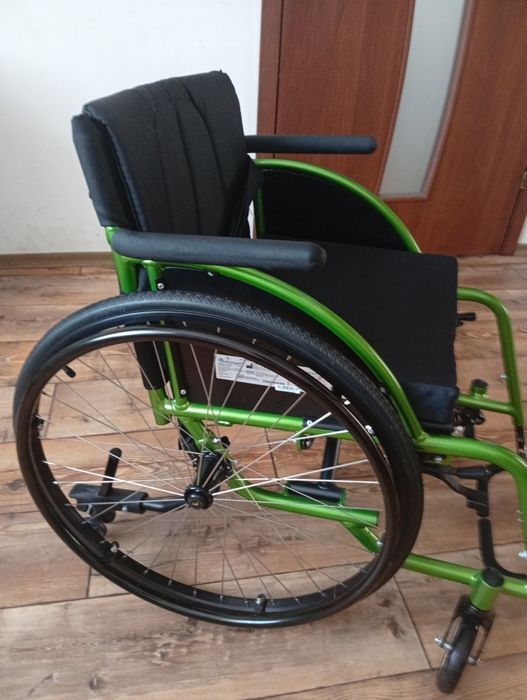 Крісло колісне активне нове