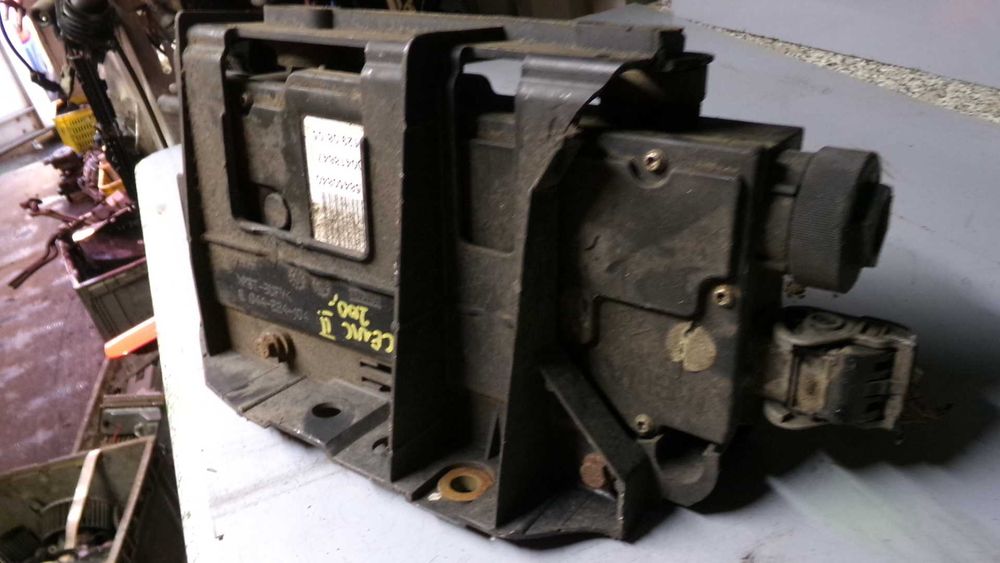 Gru5 Hamulec elektryczny postojowy ręczny renault scenic II wysyłka