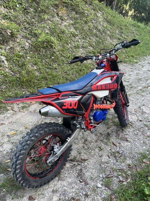 Продам мотоцикл Kovi MAX 300