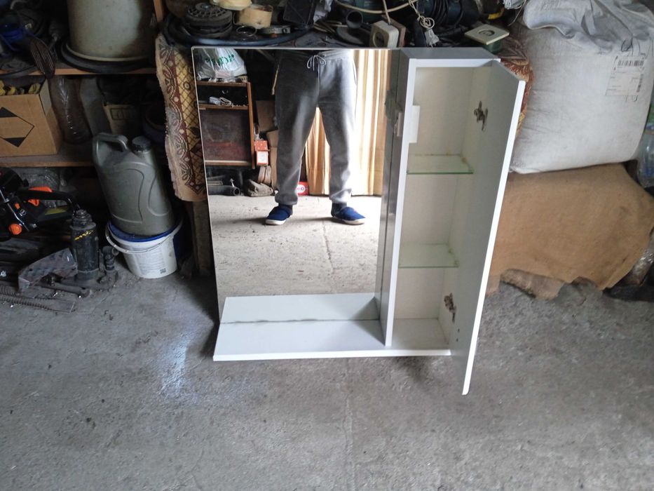 Дзеркало у ванну