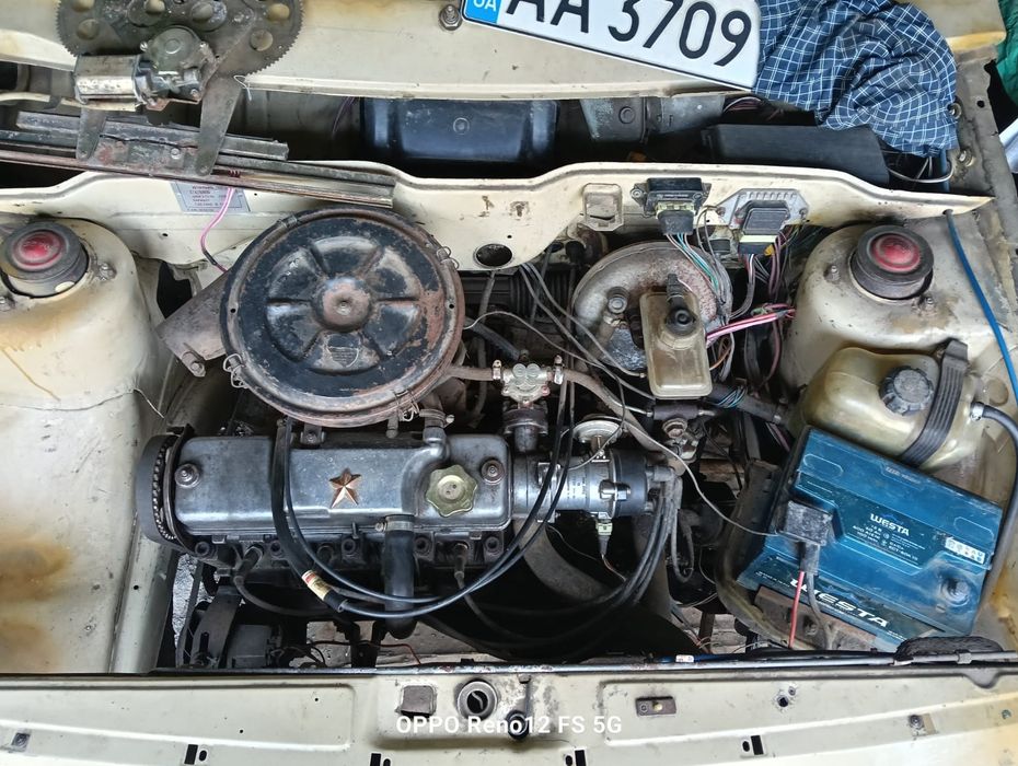 ВАЗ 2108: кузов 1987р.(відновлений); нові комплектуючі/проводка; відновлений двигун/коробка(5ст.).