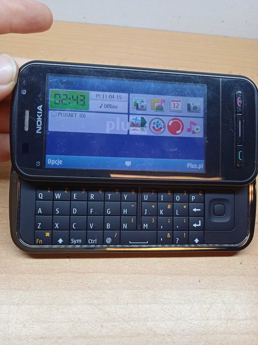 Nokia C6-00 w ładnym stanie