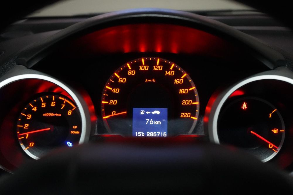 Vendo honda jazz 2010 1.2 gasolina