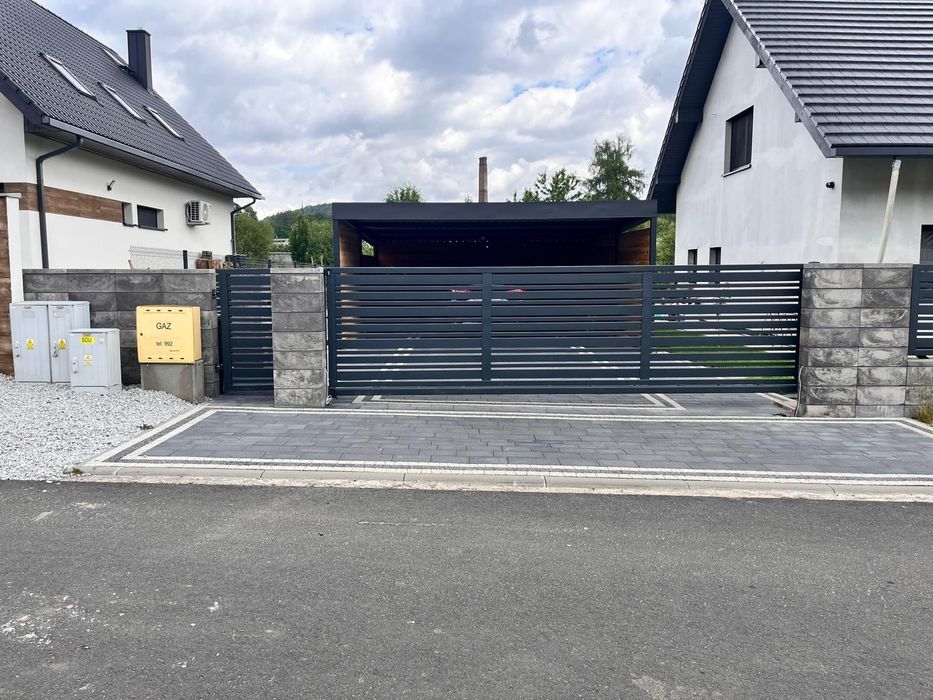 SPRZEDAM  Brama przesuwna +Furtka +Słupki