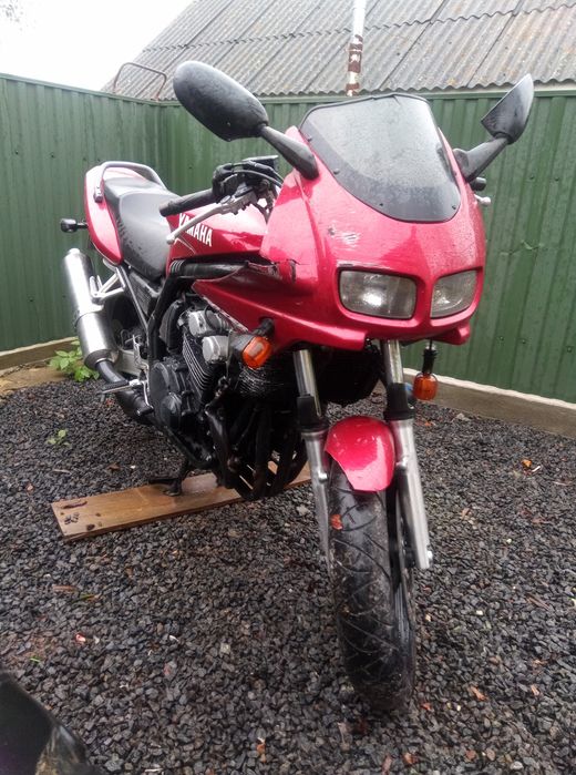 Yamaha Fazer 600