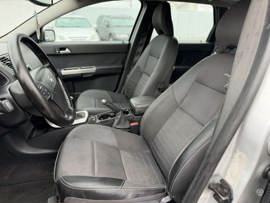 Продам Volvo V50 2.0D