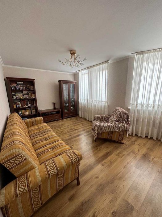 ЗДАМ 2КіМНАТНУ, Червоної Калини 68, 62 кв м, 23 пов, 15 000