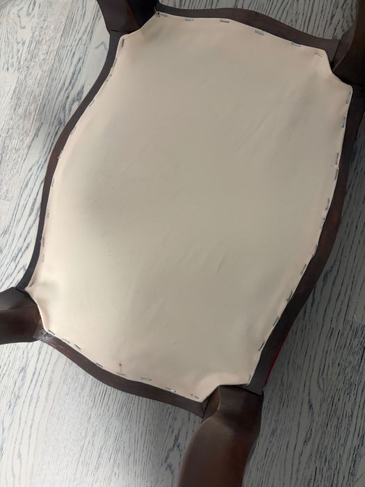 Вінтажні пуф-стілець в стилі  бороко ( 2 шт) зроблені в Італії