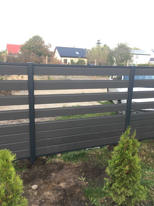 Ogrodzenia kompozytowe deski o dł. 1,8 m brąz i antracyt 1 mb