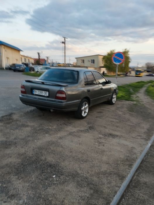 Продам Ниссан сани