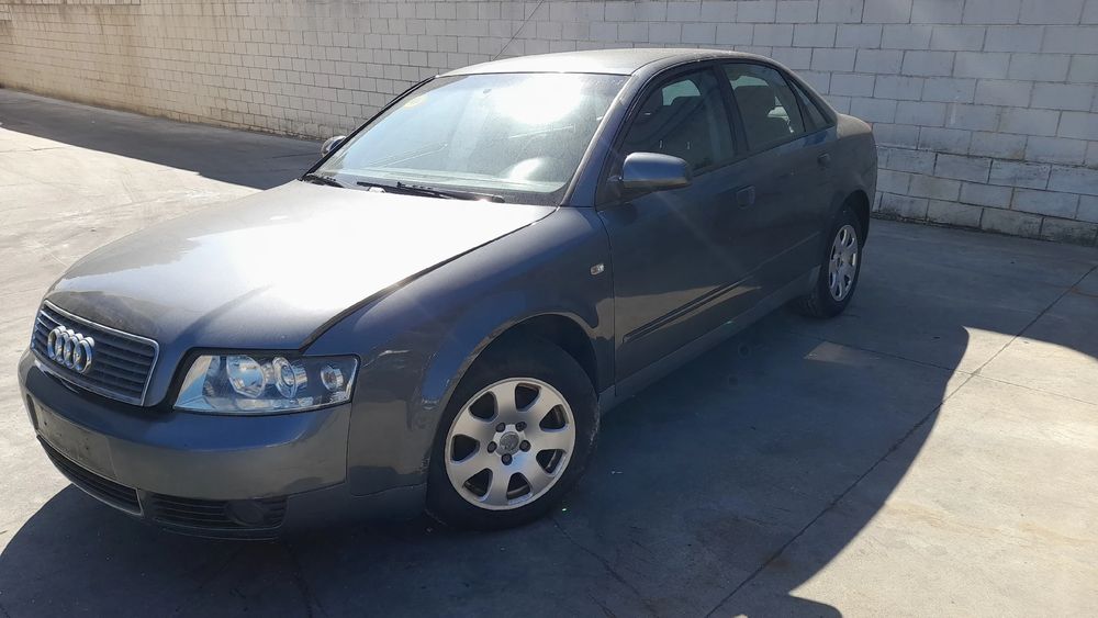 Para peças AUDI A4 (8E2, B6)