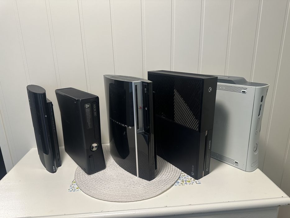 Продам ігрові приставки ps3 xbox360
