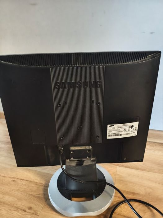 Monitor Samsung 19"