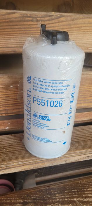 Фільтр паливний P551026